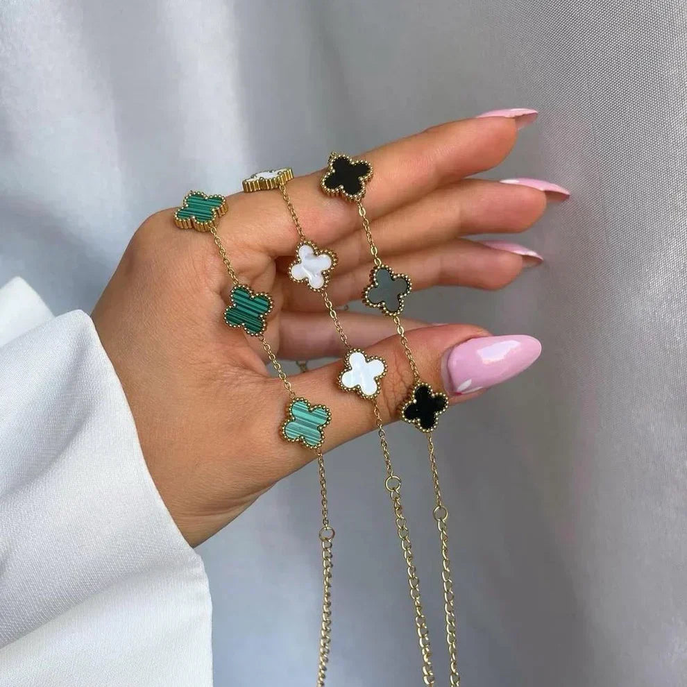 Set di bracciali a trifoglio in 3 pezzi